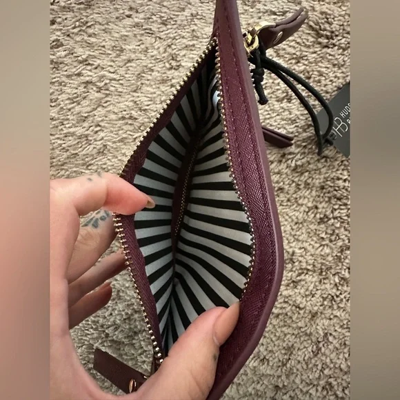 NWT: Hudson + Bleecker Travel Passport & Currency Holder - Picture 6 of 7